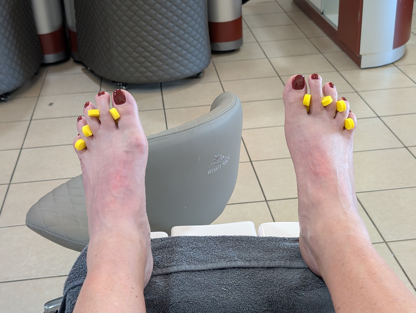 MUSE NAIL & SPA nail work in Appleton, Wisconsin